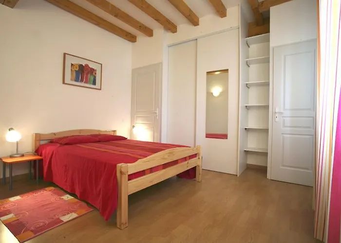 Nyaraló De La Carretarie